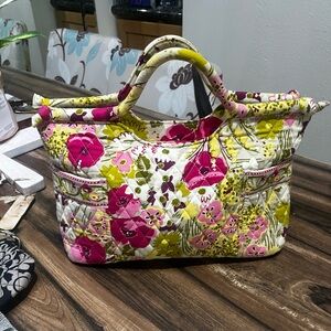 Vera Bradley Quilted handbag pink green floral